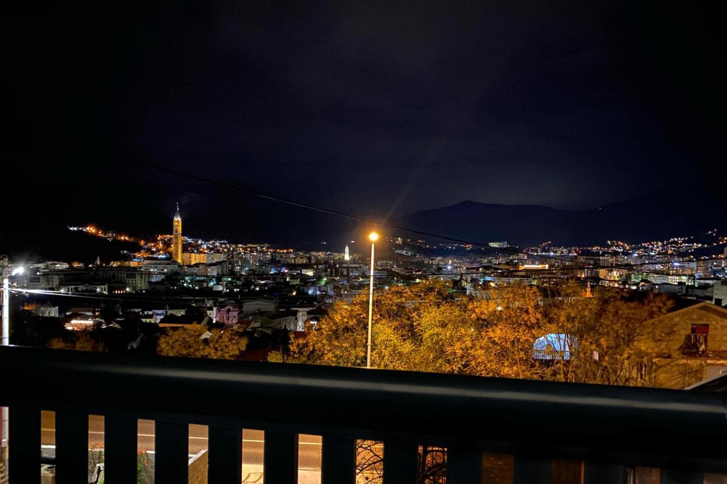 מוסטר Farah Apartment מראה חיצוני תמונה